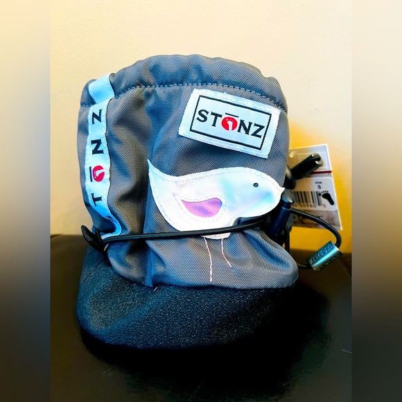 Brand new Stonz booties size S (0-9m) - Picture 1 of 1